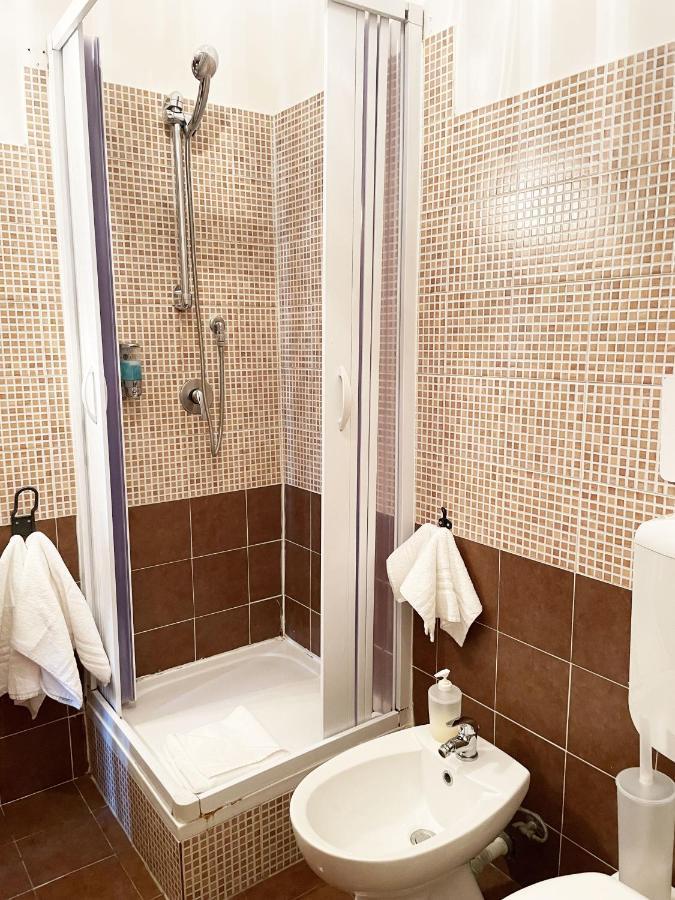 Appia 52 Hotel Rome Bagian luar foto